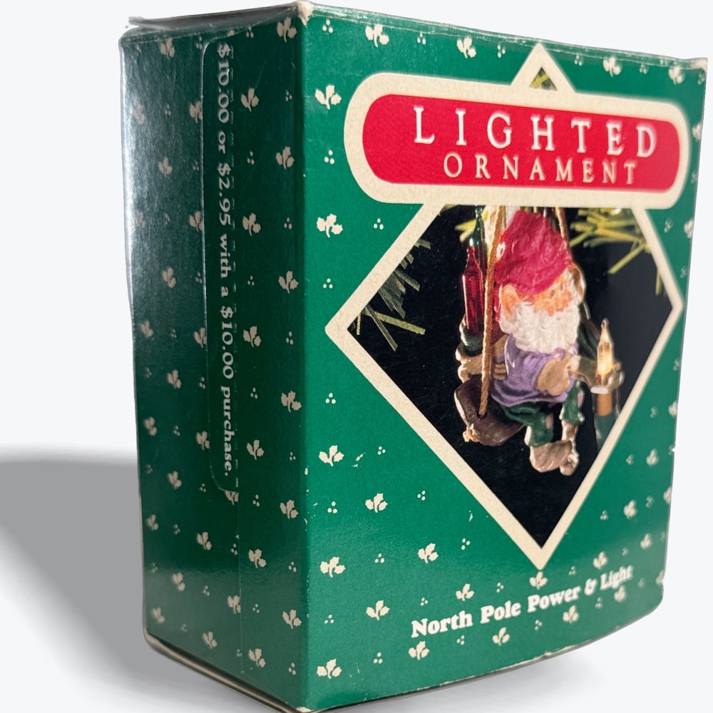 1987‎ Hallmark Keepsake Magic Lighted Gnome Ornament North Pole Power & Light